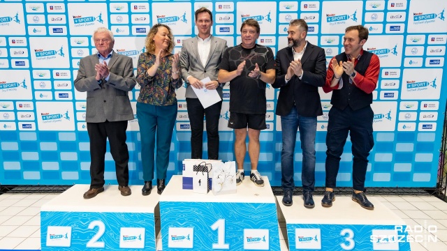 Podsumowanie kariery sportowej zawodnika MKP Szczecin Mateusza Sawrymowicza odbyło się we Floating Arenie w Szczecinie podczas Festiwalu Pływania KinderSport.