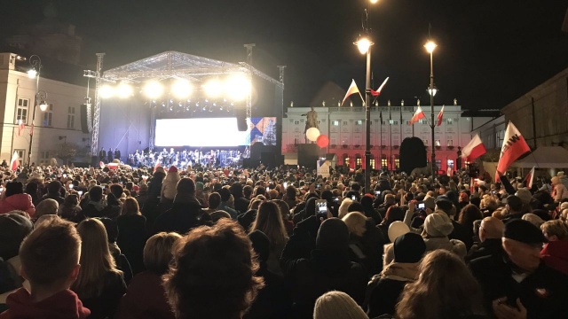 Prezydent i pierwsza dama zainaugurowali koncert Gramy dla Niepodległej.