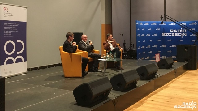 Społeczeństwo II Rzeczypospolitej: współegzystencja narodów, kultur i religii - pod takim hasłem w studiu S-1 Radia Szczecin odbyła się debata na temat tego, jak postrzegamy drugą RP.