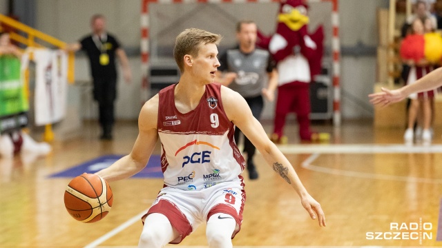 Wicemistrz kraju i lider rozgrywek za mocny dla koszykarzy PGE Spójni. Stargardzianie przegrali z Polskim Cukrem Toruń 73:82 w 9 kolejce Energa Basket Ligi.
