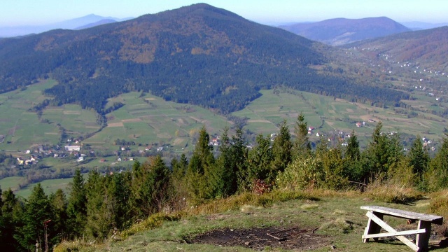 Wybierający się w góry powinni być przygotowani na różne sytuacje, choć - jak zaznacza ratownik dyżurny beskidzkiej grupy GOPR, Łukasz Skwara -z godziny na godzinę powinno być coraz lepiej.