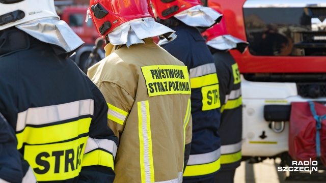 Zakończyła się akcja ratownicza na gruzowiskach domu w Szczyrku, w którym w środę wybuchł gaz. Z gruzowisk wydobyto kolejne dwa ciała. W katastrofie zginęło osiem osób: cztery dorosłe i czworo dzieci - poinformował wojewoda śląski Jarosław Wieczorek. Prawdopodobnie byli to członkowie dwóch rodzin.