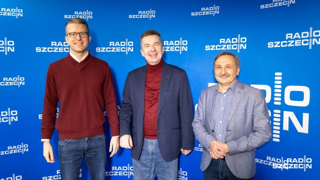 Goście Kawiarenki politycznej rozmawiali o debacie kandydatów w prawyborach prezydenckich w Platformie Obywatelskiej. Jacek Jaśkowiak jest przeciwnikiem Małgorzaty Kidawy-Błońskiej w tym starciu.