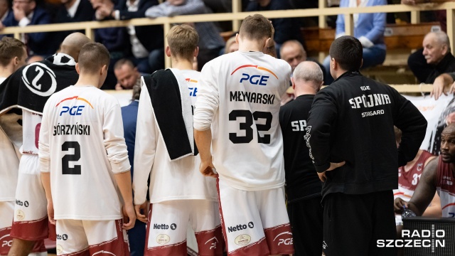 Koszykarze PGE Spójni słabsi od wicelidera Energa Basket Ligi. Stargardzianie przegrali w środę u siebie ze Stelmetem Zielona Góra 76:96 w 12 kolejce rozgrywek o mistrzostwo Polski.