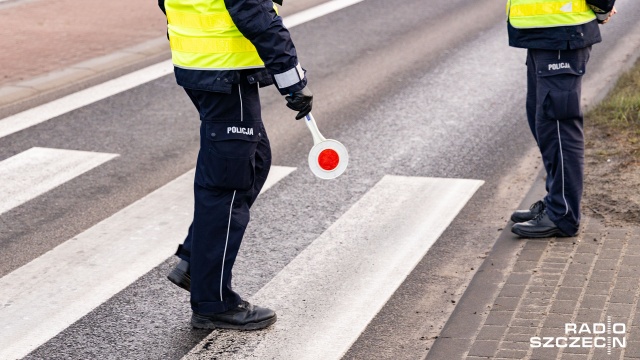 W pierwszy dzień świąt Bożego Narodzenia na drogach doszło do 36 wypadków, w których zginęły trzy osoby a 43 zostały ranne. To najnowsze dane Komendy Głównej Policji.
