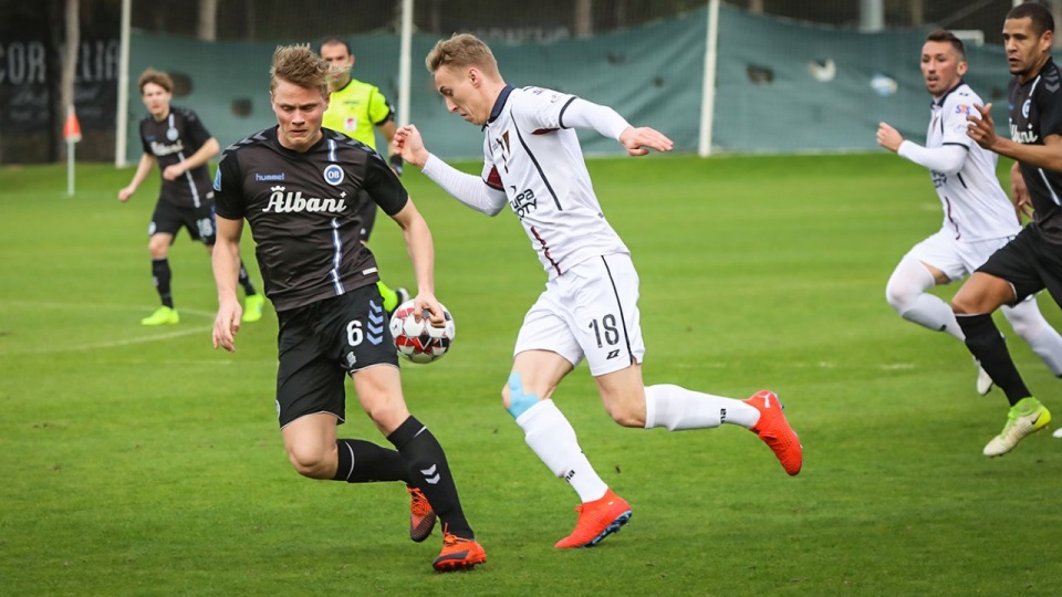 Szczecinianie przegrali w czwartek z duńskim Odense 0:1 w swoim ostatnim meczu sparingowym. Fot. pogonszczecin.pl