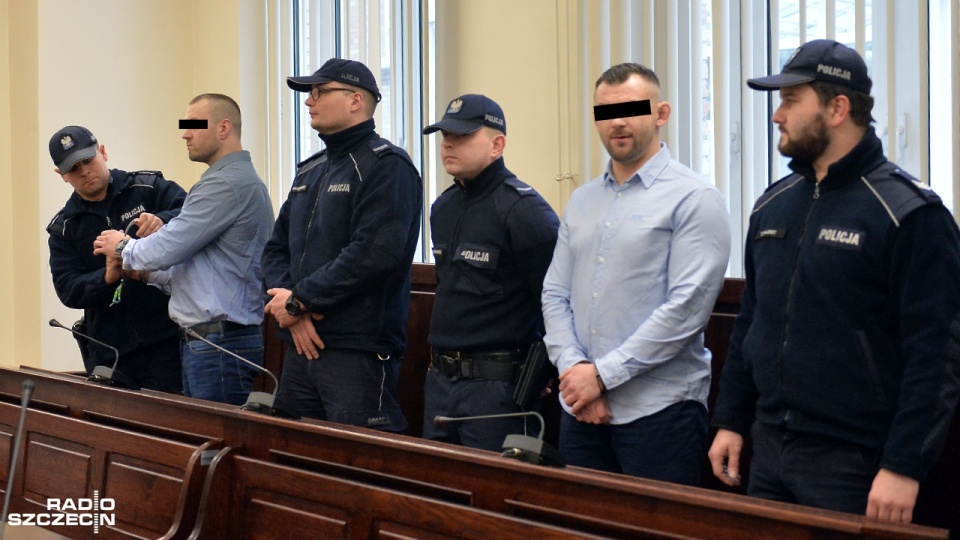Sąd Okręgowy w Szczecinie skazał głównych oskarżonych - Tomasza K. i Michała W. - na odpowiednio 6 i 12 lat więzienia. Fot. Łukasz Szełemej [Radio Szczecin]