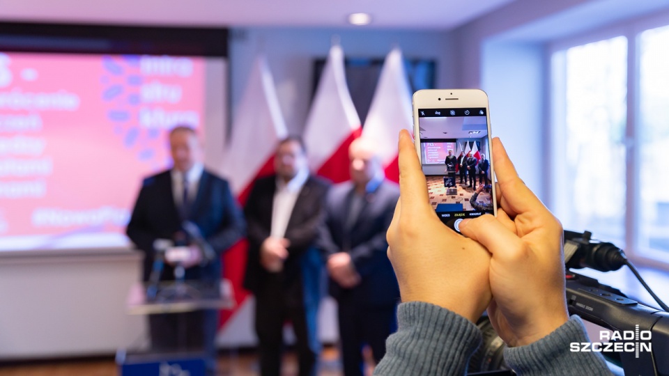 Konferencja polityków Prawa i Sprawiedlwiości. Fot. Robert Stachnik [Radio Szczecin]
