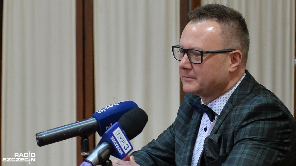 Robert Gwiazdowski przyjechał do Szczecina m.in. po to, aby stworzyć listę na majowe wybory. Fot. Łukasz Szełemej [Radio Szczecin]