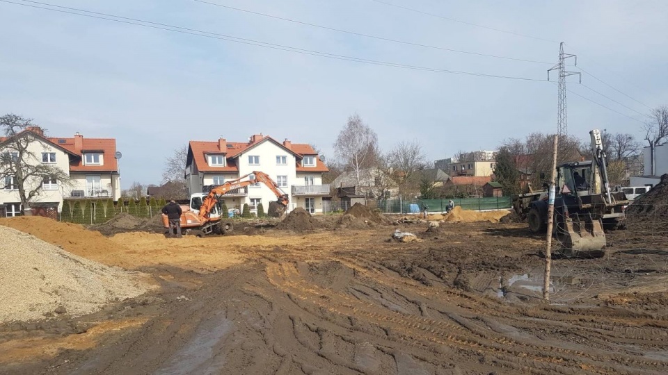 Budowa skweru Misia Wojtka. Fot. źródło: Rada Osiedla Krzekowo-Bezrzecze.