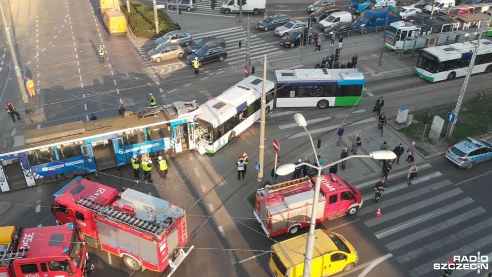 Wypadek na Bramie Portowej w Szczecinie. Fot. Maciej Papke [Radio Szczecin]