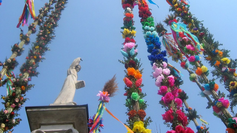 Konkurs Palm Wielkanocnych w Lipnicy Murowanej. źródło: https://pl.wikipedia.org/wiki/Lipnica_Murowana