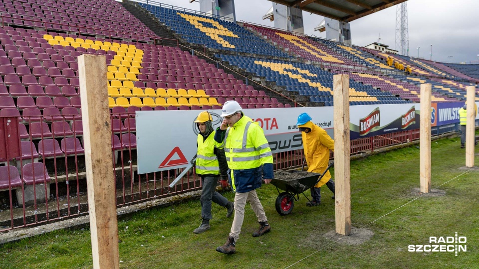 O godz. 11 minister sportu Witold Bańka i prezydent Szczecina Piotr Krzystek podpiszą umowę na dofinansowanie przebudowy stadionu przy ul. Twardowskiego, a konkretnie na budowę Centrum Szkolenia Dzieci i Młodzieży, które znajdzie się przy stadionie. Fot.