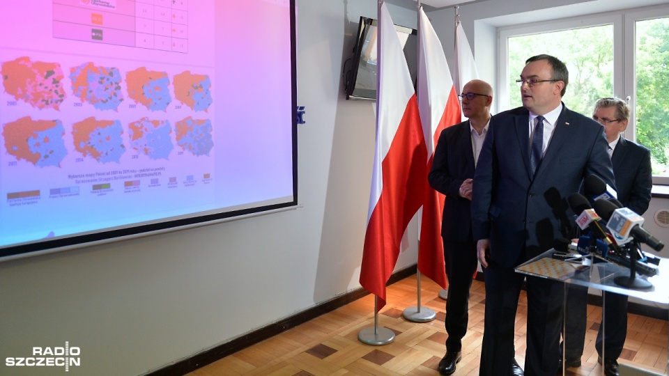 W eurowyborach PiS zdobył 27 mandatów, KE 22 i 3 Wiosna Roberta Biedronia. Fot. Łukasz Szełemej [Radio Szczecin]