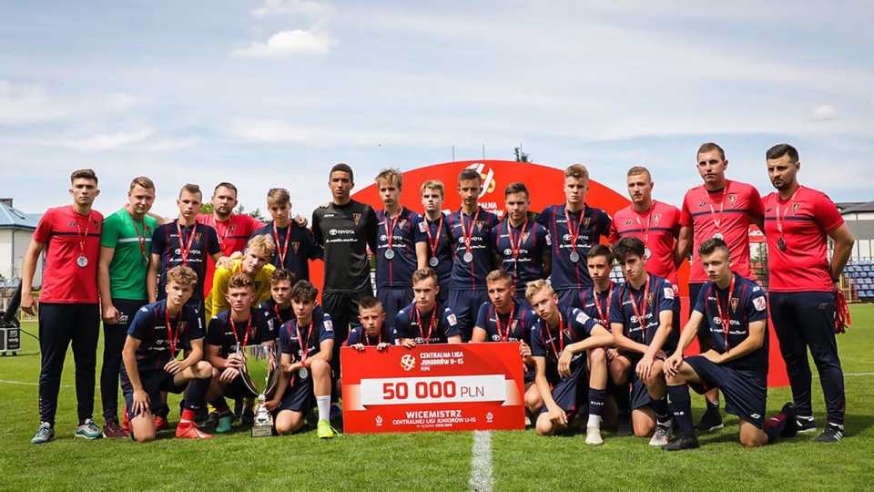 Zespół wywalczył wicemistrzostwo Polski 2019. Fot. facebook.com/akademiapogoni
