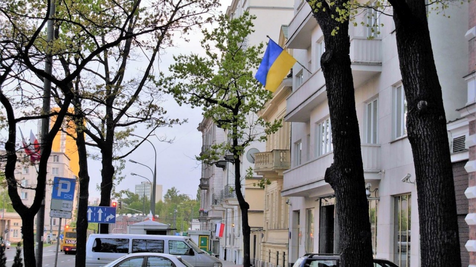 Ambasada Ukrainy w al. Szucha w Warszawie. źródło: wikipedia.org/wiki/Ambasada_Ukrainy_w_Polsce.