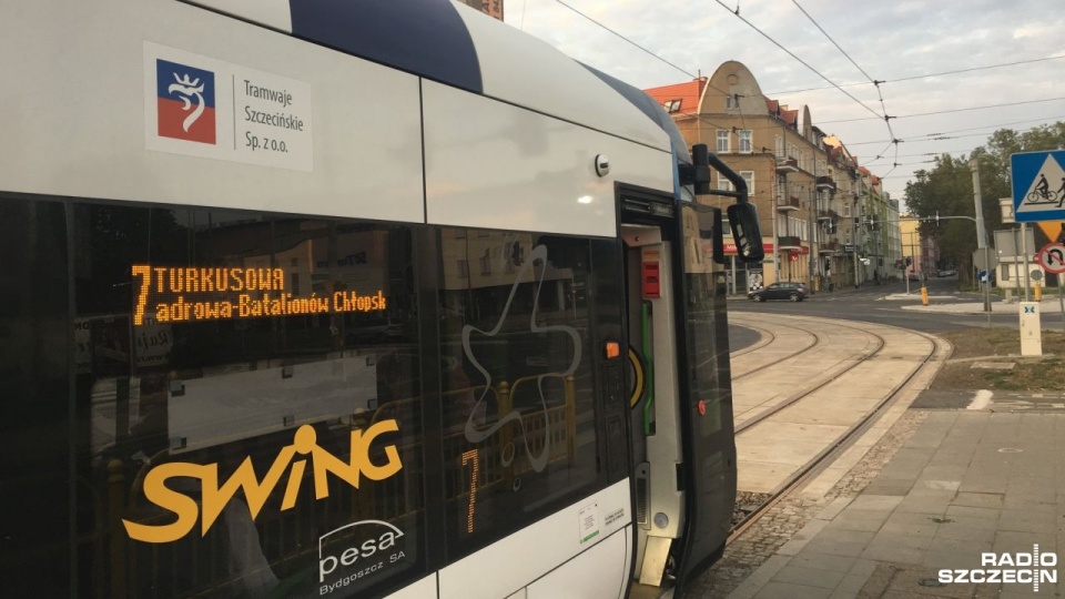 Pierwsze tramwajowe "siódemki" już przejechały wracając na swoją stałą trasę między Krzekowem a Pętlą Turkusowa. Fot. Jacek Rujna [Radio Szczecin]