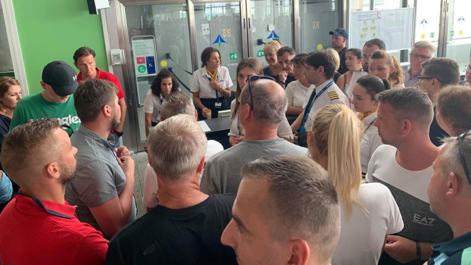 Polscy turyści lecący z Hiszpanii do Poznania utknęli na lotnisku. Fot. Małgorzata, słuchaczka Radia Szczecin