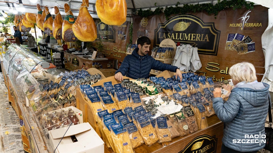 W Alei Kwiatowej od soboty będzie można zaopatrzyć się w oryginalne produkty z Italii. Fot. Robert Stachnik [Radio Szczecin]