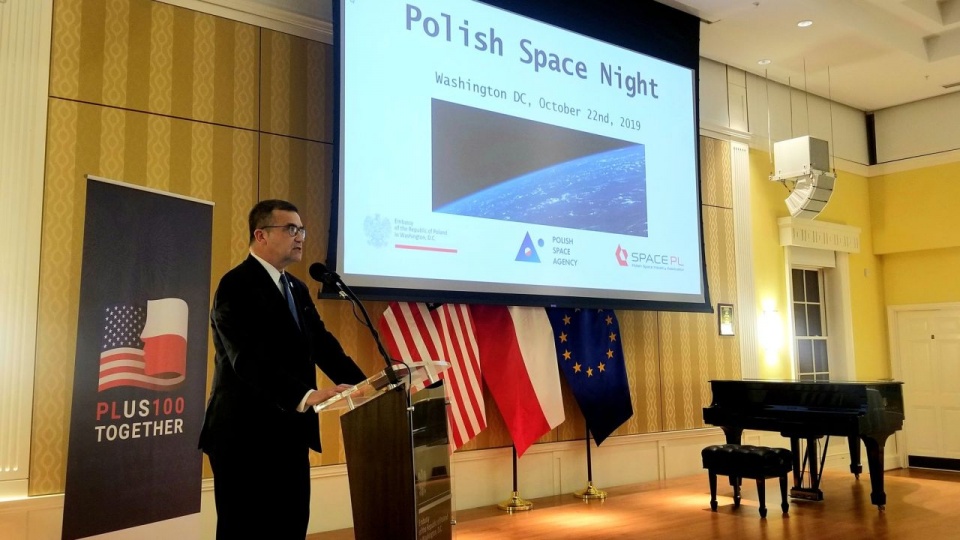 W prezentacji zatytułowanej „Polish Space Night” uczestniczyło kilkanaście firm z branży kosmicznej, reprezentanci instytutów naukowych oraz przedstawiciele agencji rządowych. źródło: https://twitter.com/hashtag/PolishSpaceNight?src=hash&ref_src=twsrc%5Et