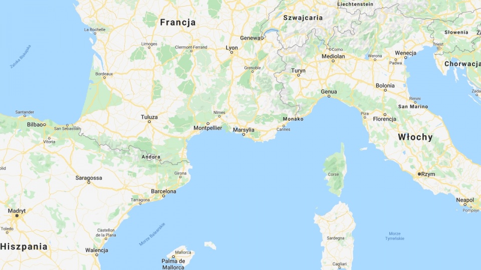 Lazurowe Wybrzeże, znane także jako Riwiera Francuska, to odcinek wybrzeża Morza Śródziemnego we francuskiej Prowansji, rozciągający się aż po granicę włoską. Fot. www.google.com/maps