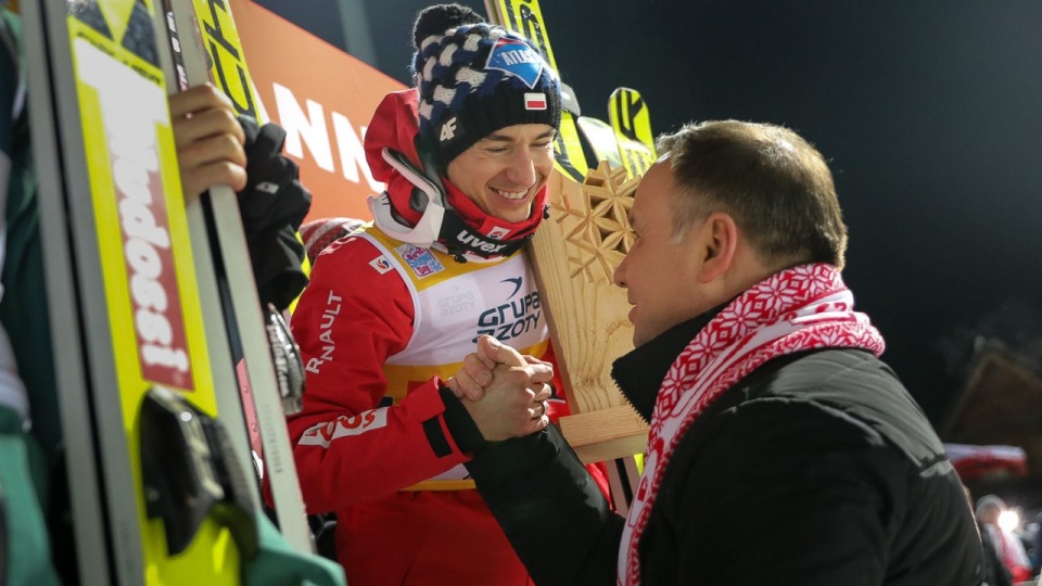 Prezydent Andrzej Duda wręczył odznaczenia państwowe wybitnym przedstawicielom tej dyscypliny sportu. https://www.prezydent.pl. Fot. Jakub Szymczuk/KPRP