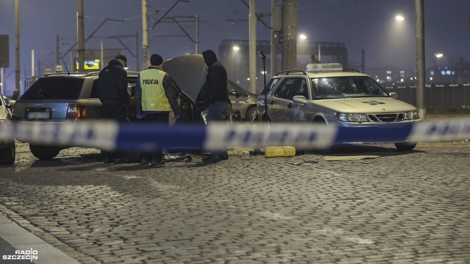 Uciekał policji taranując kilka samochodów na ulicy Kolumba w Szczecinie. Fot. Wojciech Ochrymiuk [Radio Szczecin]