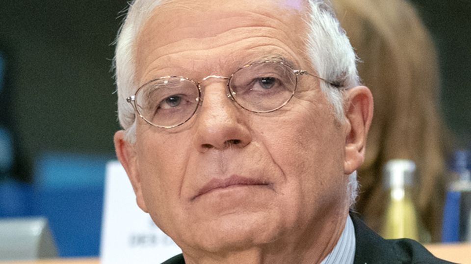 Josep Borrell skompromitował się w pierwszych dniach urzędowania niewiedzą na temat zamordowanego w Rosji Siergieja Magnickiego. źródło: https://pl.wikipedia.org/wiki/Josep_Borrell