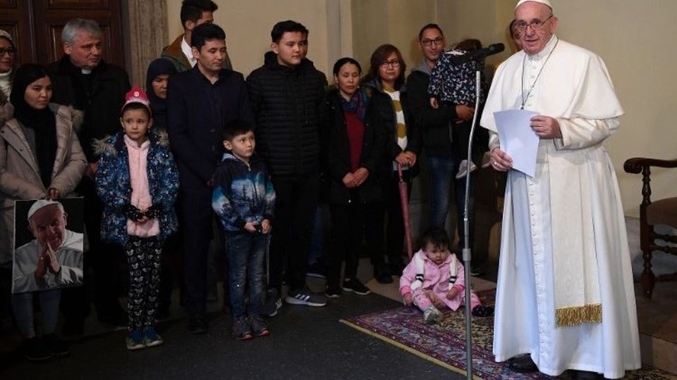 Papież powiedział, że Kuria Rzymska powinna się dostosować do zmian zachodzących w świecie. źródło: https://www.vaticannews.va
