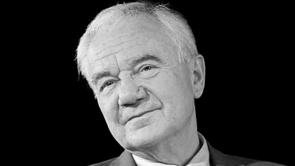 Manfred Stolpe – niemiecki prawnik, działacz kościelny i polityk, premier Brandenburgii, minister transportu, budownictwa i mieszkalnictwa. źródło: pl.wikipedia.org/wiki/Manfred_Stolpe