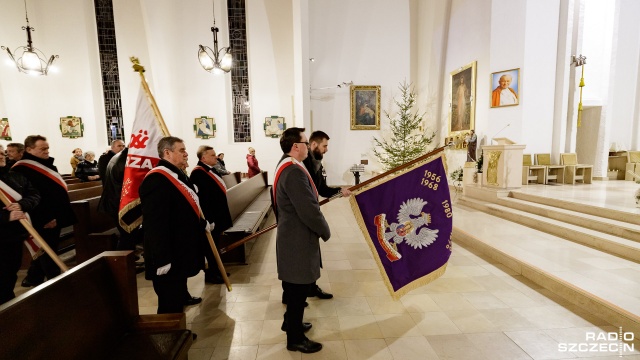 Fot. Robert Stachnik [Radio Szczecin] Modlitwą uczczono pamięć o śp. Longinie Komołowskim [ZDJĘCIA]