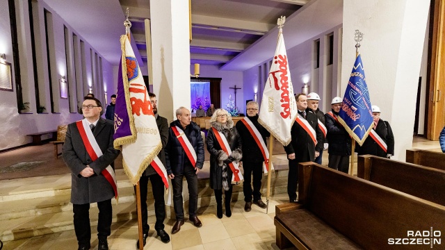 Fot. Robert Stachnik [Radio Szczecin] Modlitwą uczczono pamięć o śp. Longinie Komołowskim [ZDJĘCIA]