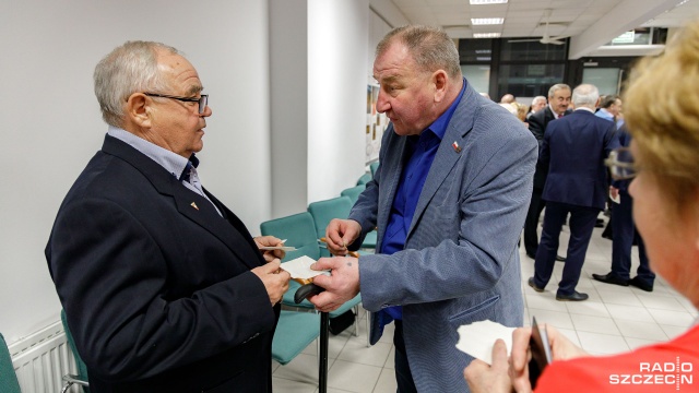 Fot. Robert Stachnik [Radio Szczecin] Działacze opozycji antykomunistycznej spotkali się na opłatku [DUŻO ZDJĘĆ]