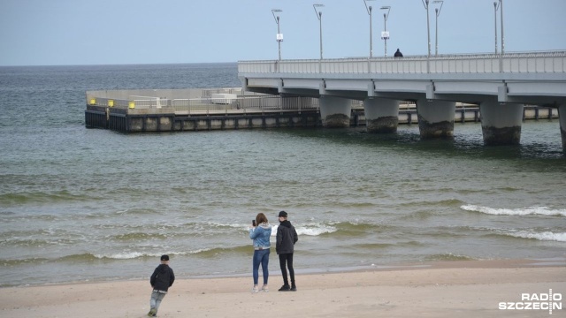 Nadmorskie plaże od poniedziałku otwarte. Fot. Przemysław Polanin [Radio Szczecin] "Trzeba skorzystać i posłuchać szumu morza" [WIDEO, ZDJĘCIA]