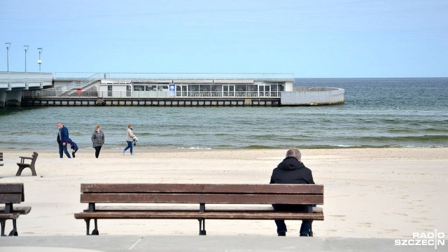 Nadmorskie plaże od poniedziałku otwarte. Fot. Przemysław Polanin [Radio Szczecin] "Trzeba skorzystać i posłuchać szumu morza" [WIDEO, ZDJĘCIA]