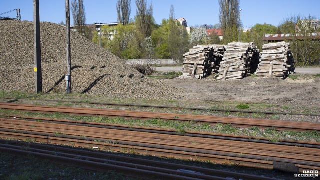 Realizacja: Mateusz Papke [Radio Szczecin] Koleją Metropolitalną ze Szczecina do Polic. Prace ruszą w czerwcu [WIDEO, DUŻO ZDJĘĆ]