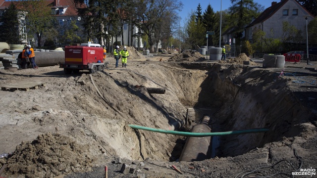 Realizacja: Mateusz Papke [Radio Szczecin] Koleją Metropolitalną ze Szczecina do Polic. Prace ruszą w czerwcu [WIDEO, DUŻO ZDJĘĆ]
