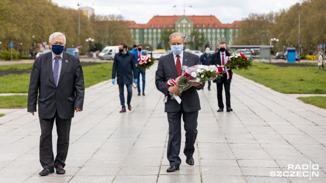 Fot. Robert Stachnik [Radio Szczecin] Lewica świętuje w Szczecinie [ZDJĘCIA]