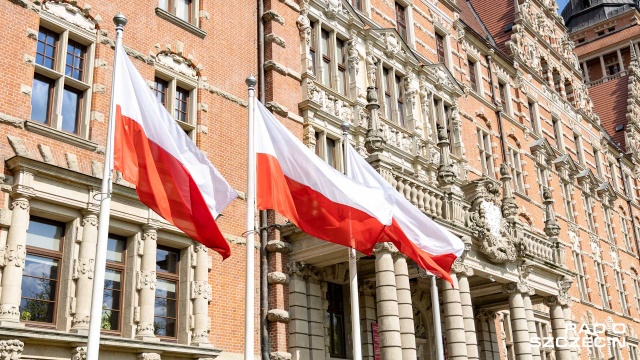 Fot. Robert Stachnik [Radio Szczecin] 02.05.2020 Stan epidemiczny. Dzień czterdziesty dziewiąty - Dzień Flagi Rzeczypospolitej Polskiej [WIDEO, DUŻO ZDJĘĆ]