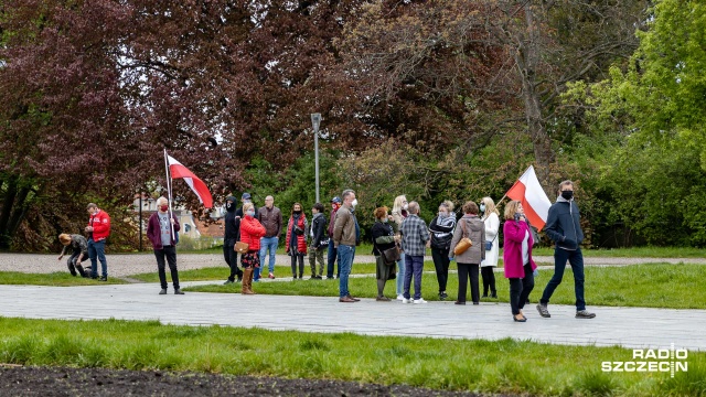 Fot. Robert Stachnik [Radio Szczecin] Święto Konstytucji 3 maja, a w tle dyskusja wyborcza [2x WIDEO, DUŻO ZDJĘĆ]