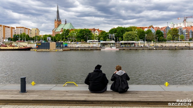 Fot. Robert Stachnik [Radio Szczecin] 15.05.2020 Stan epidemiczny. Dzień sześćdziesiąty pierwszy. Bulwary Piastowskie [WIDEO, DUŻO ZDJĘĆ]