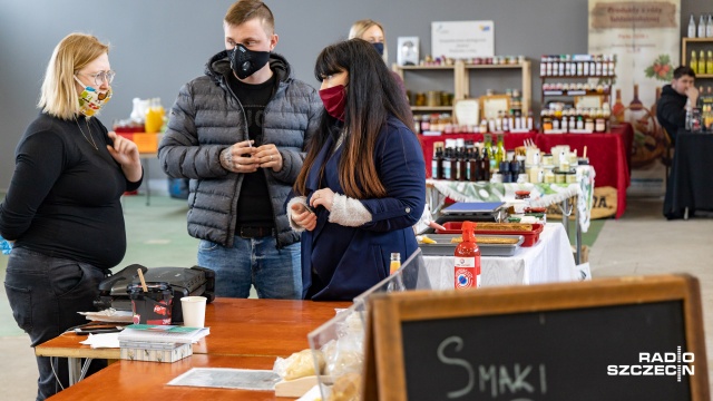 Fot. Robert Stachnik [Radio Szczecin] 16.05.2020 Stan epidemiczny. Dzień sześćdziesiąty drugi - Słoneczny Bazar [WIDEO, DUŻO ZDJĘĆ]
