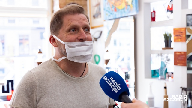 Fot. Robert Stachnik [Radio Szczecin] Salony znów się otwierają, a klienci zmieniają upodobania [WIDEO, ZDJĘCIA]