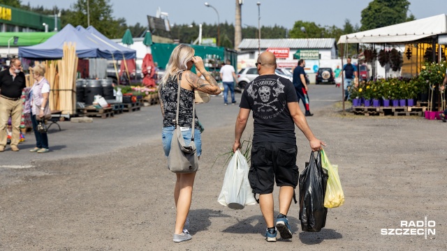 Fot. Robert Stachnik [Radio Szczecin] Przygraniczne targowiska szykują się na oblężenie [DUŻO ZDJĘĆ]