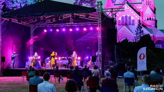 Fot. Robert Stachnik [Radio Szczecin] "Tym, którzy nie powrócili z morza." Niezwykły koncert w Szczecinie [DUŻO ZDJĘĆ]