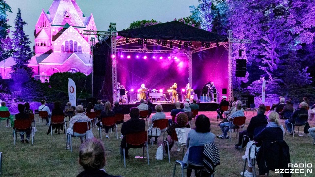 Fot. Robert Stachnik [Radio Szczecin] "Tym, którzy nie powrócili z morza." Niezwykły koncert w Szczecinie [DUŻO ZDJĘĆ]