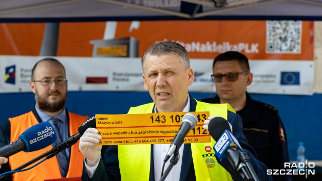 Fot. Robert Stachnik [Radio Szczecin] PKP apeluje: na przejazdach kolejowych "posłuchajcie głosu rozsądku" [ZDJĘCIA]