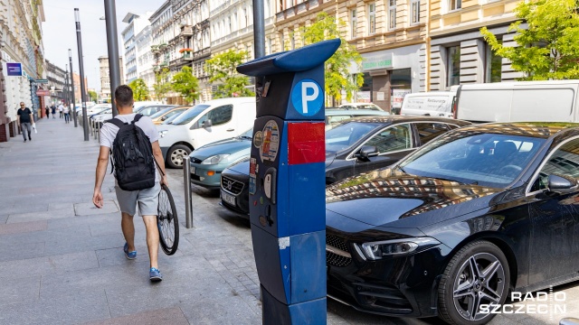 Strefa Płatnego Parkowania w Szczecinie miałaby być większa i droższa. Fot. Robert Stachnik [Radio Szczecin] Parkowanie w Szczecinie będzie droższe? [WIDEO, ZDJĘCIA]