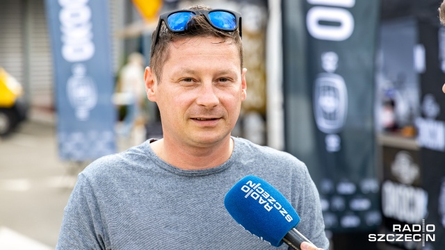 Fot. Robert Stachnik [Radio Szczecin] Międzynarodowa kuchnia z food trucków na Pomorzanach [WIDEO, ZDJĘCIA]