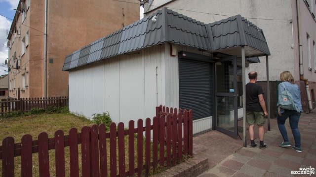 Dawniej był to kiosk Ruchu, a teraz - dzięki inicjatywie Jarosława Płotkowskiego z Fundacji Droga Lotha - to miejsce dla turystów odwiedzających Trzcińsko. Fot. Maciej Papke [Radio Szczecin] CIT w Trzcińsku-Zdroju, jedyne takie w regionie [ZDJĘCIA]